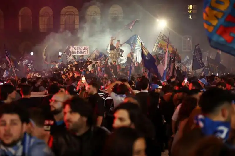 napoli   festeggiamenti per lo scudetto   13