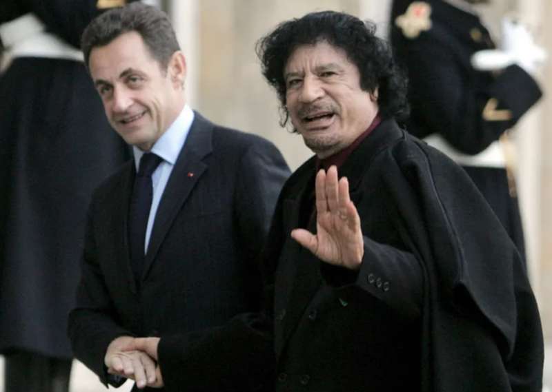 nicolas sarkozy muammar gheddafi 1