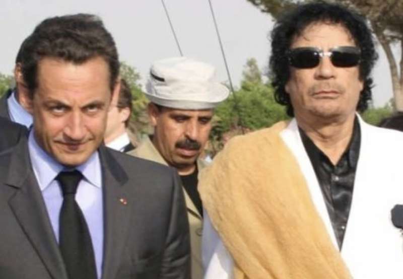 nicolas sarkozy muammar gheddafi 5