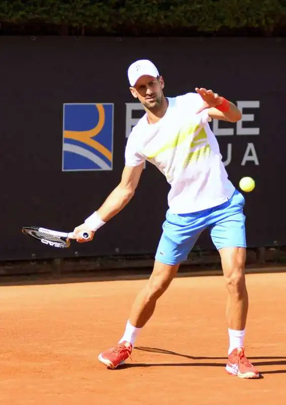 nole djokovic in allenamento foto dallavecchia  gmt 228