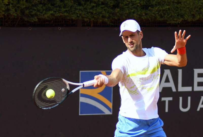 nole djokovic in allenamento foto dallavecchia gmt 230