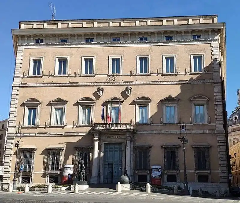 PALAZZO VALENTINI - SEDE DELLA PREFETTURA DI ROMA