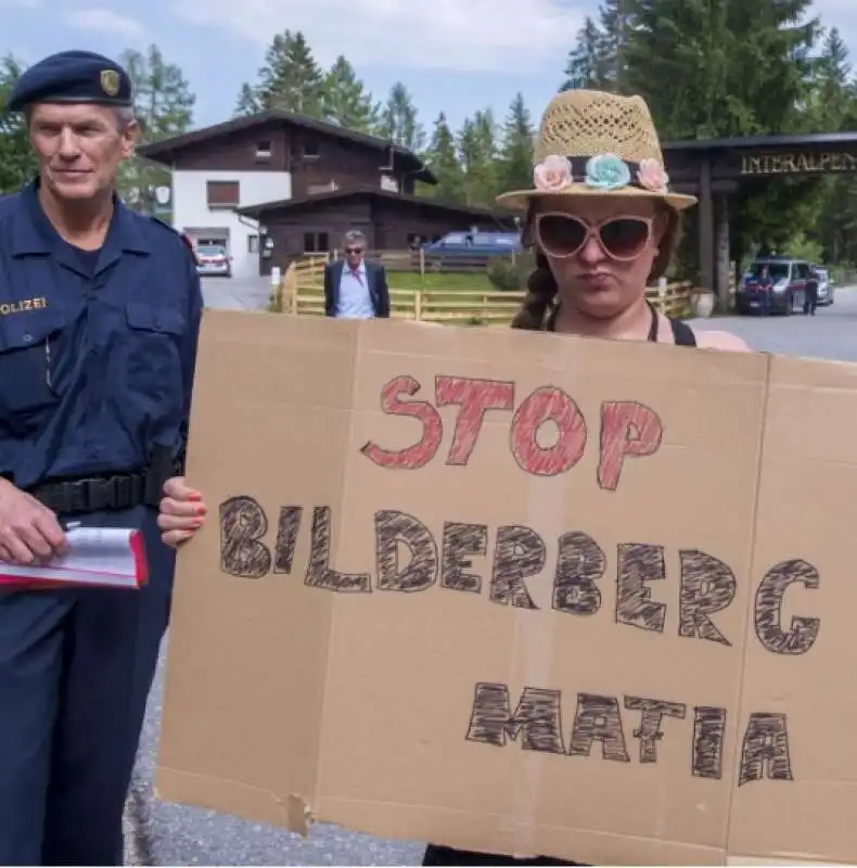 proteste contro il bilderberg meeting  1