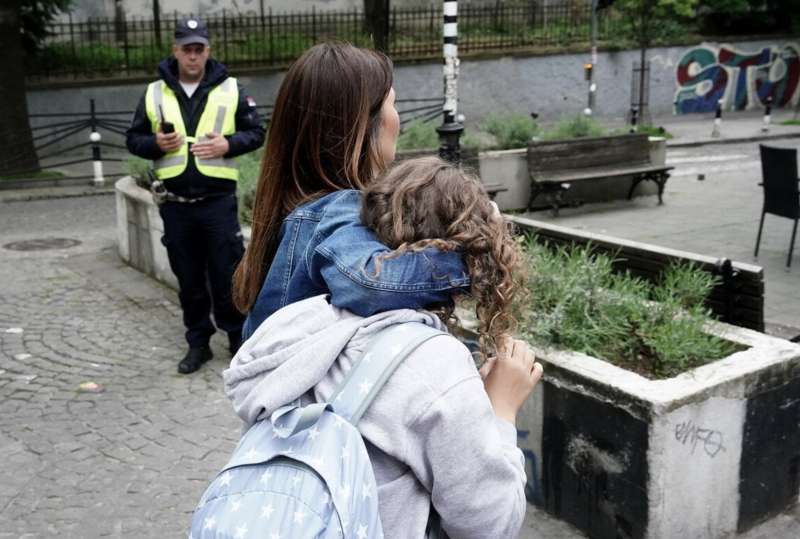 sparatoria in una scuola di belgrado 5