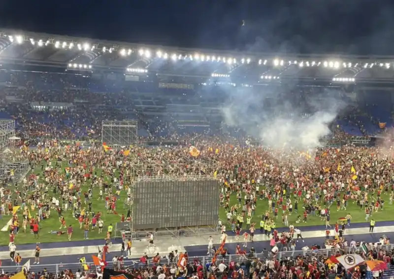 STADIO OLIMPICO FINALE CONFERENCE LEAGUE DELLA ROMA