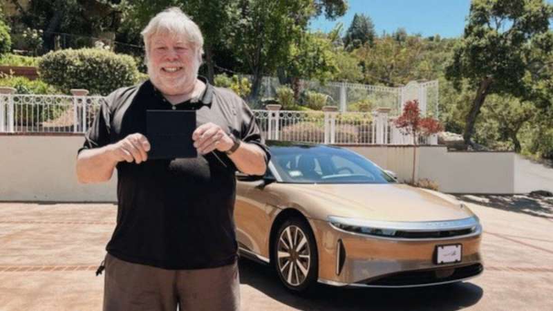 STEVE WOZNIAK TESLA