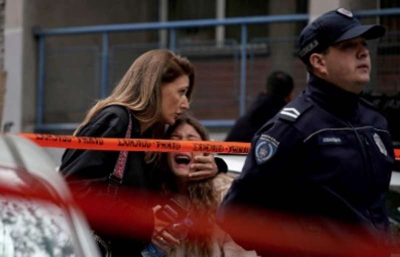 STRAGE IN UNA SCUOLA DI BELGRADO