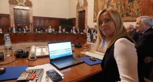 video di giorgia meloni sul decreto lavoro 8