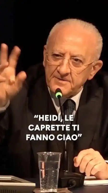 vincenzo de luca contro giorgia meloni  11