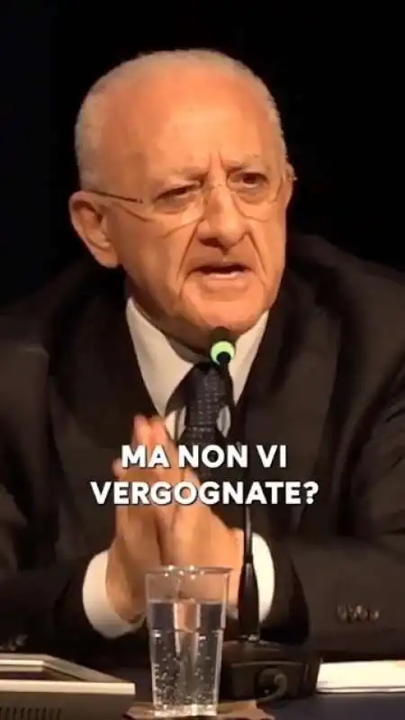 vincenzo de luca contro giorgia meloni  5