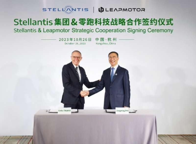 accordo Stellantis Leapmotor - carolos tavares Zhu Jiangming