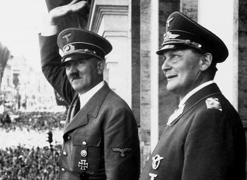 adolf hitler con hermann goering