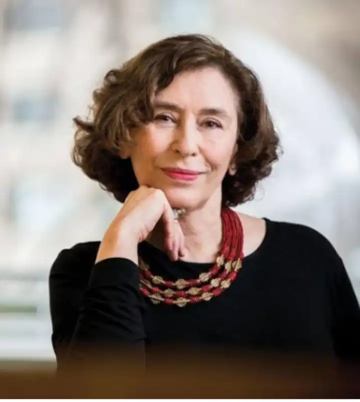 AZAR NAFISI