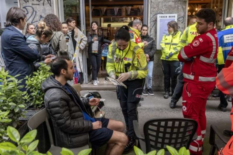 bambini intossicati nelle piscine Jacaranda di milano