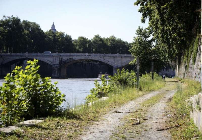 BANCHINA DEL TEVERE