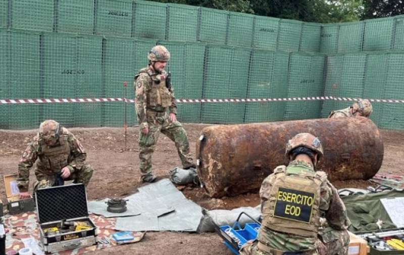 bomba disinnescata a viterbo