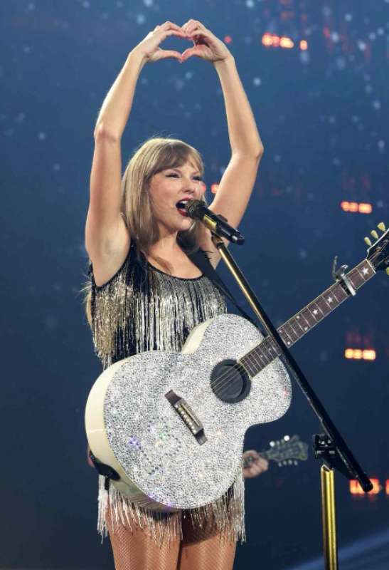 concerto di taylor swift a parigi 5