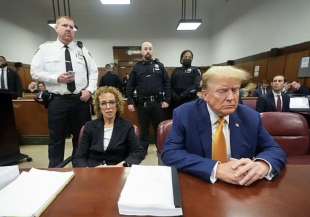 donald trump in tribunale