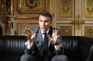 emmanuel macron intervistato dall economist 1