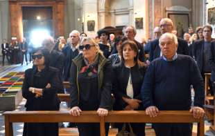 familiari di luciano di bacco foto mezzelani gmt126