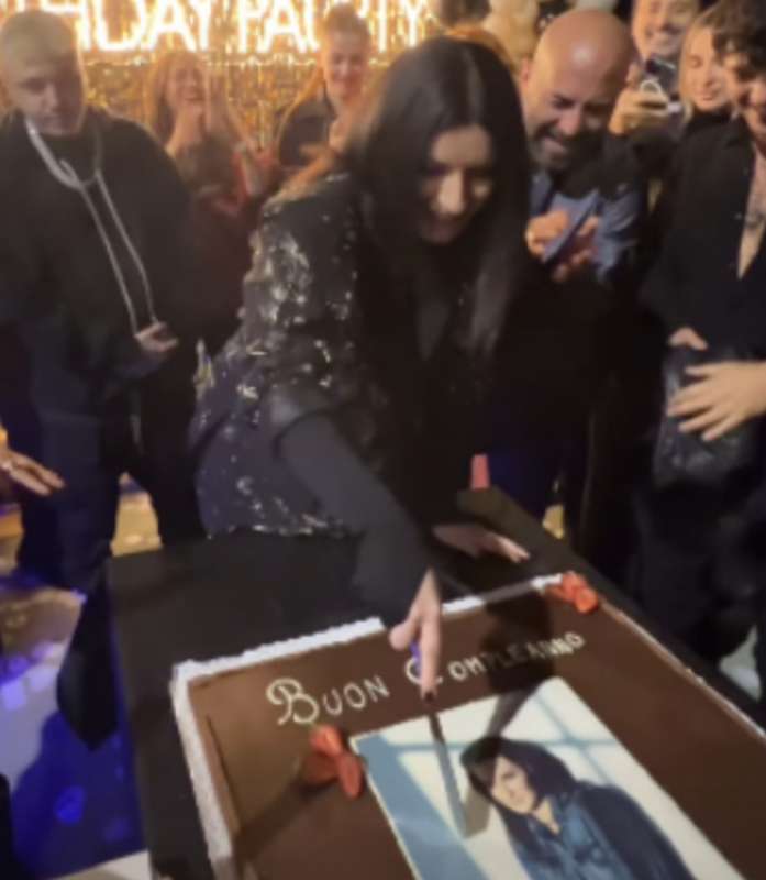 festa di compleanno di laura pausini 22