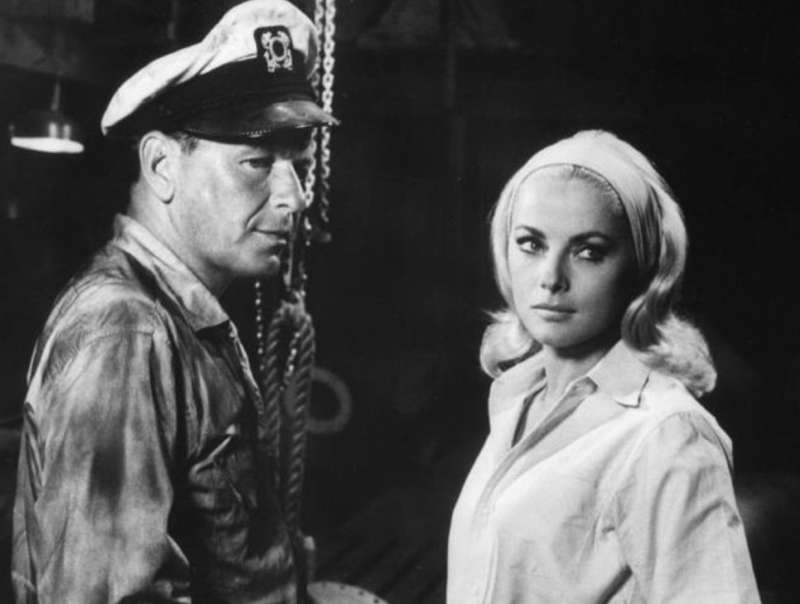 FRANK SINATRA - VIRNA LISI - U-112 ASSALTO AL QUEEN MARY