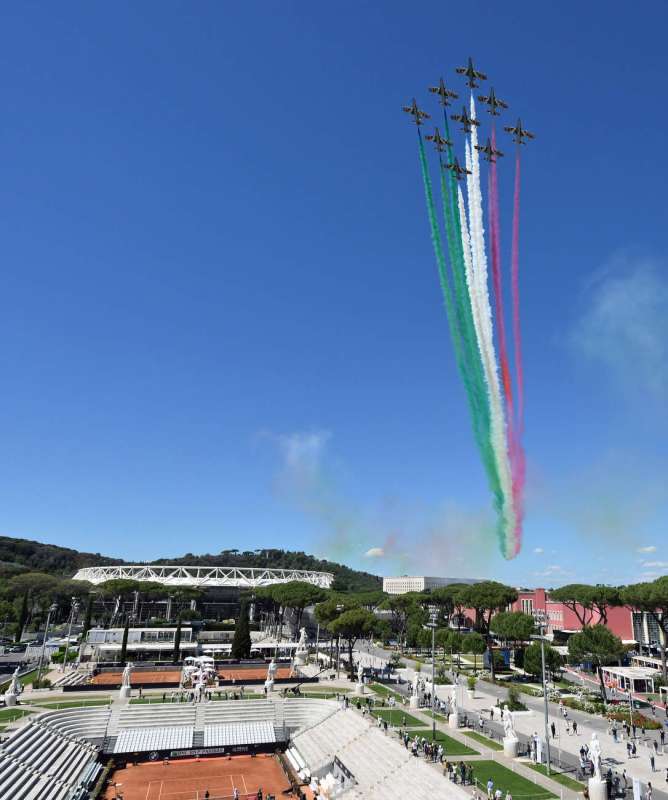 frecce tricolori foto mezzelani gmt132