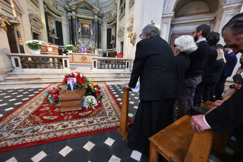 funerali luciano di bacco foto mezzelani gmt20