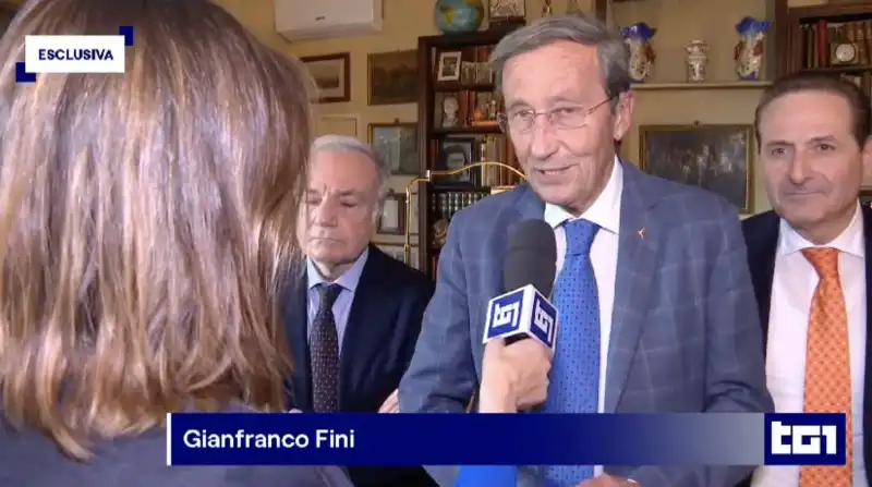 GIANFRANCO FINI AL TG1