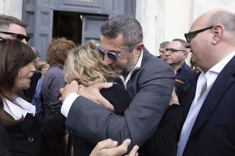 gino di mare   al funerale di franco di mare   