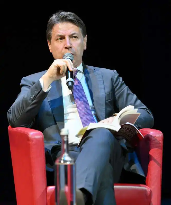 giuseppe  conte   foto mezzelani gmt087