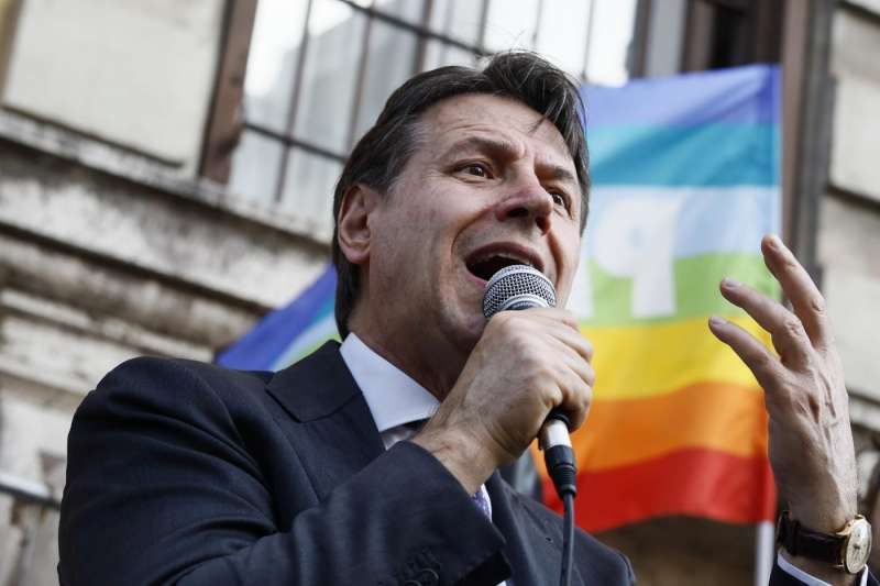 GIUSEPPE CONTE PACIFISTA