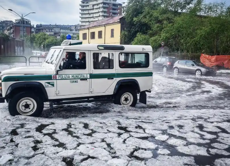 grandinata a torino 