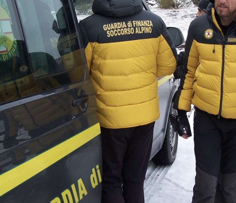 guardia di finanza soccorso alpino 2