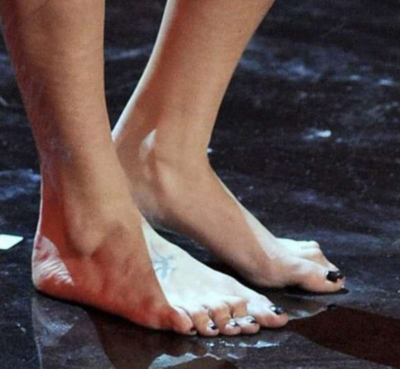 i piedi di elisabetta canalis 1