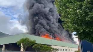 INCENDIO NELLO STABILIMENTO ALPITRONIC A BOLZANO