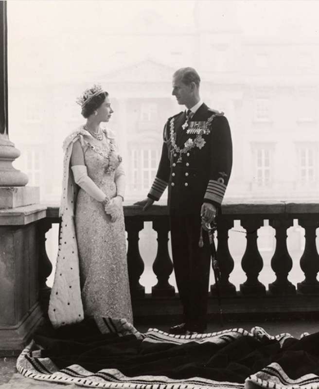 la mostra royal portraits a century of photography 1