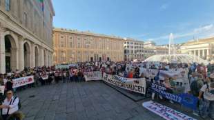 manifestazione a genova 1