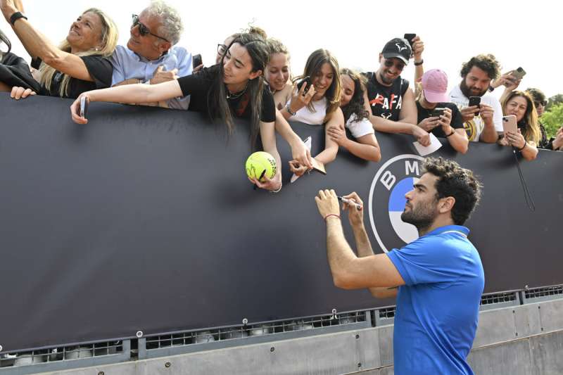 matteo berrettini in allenamento foto gobbi gmt185