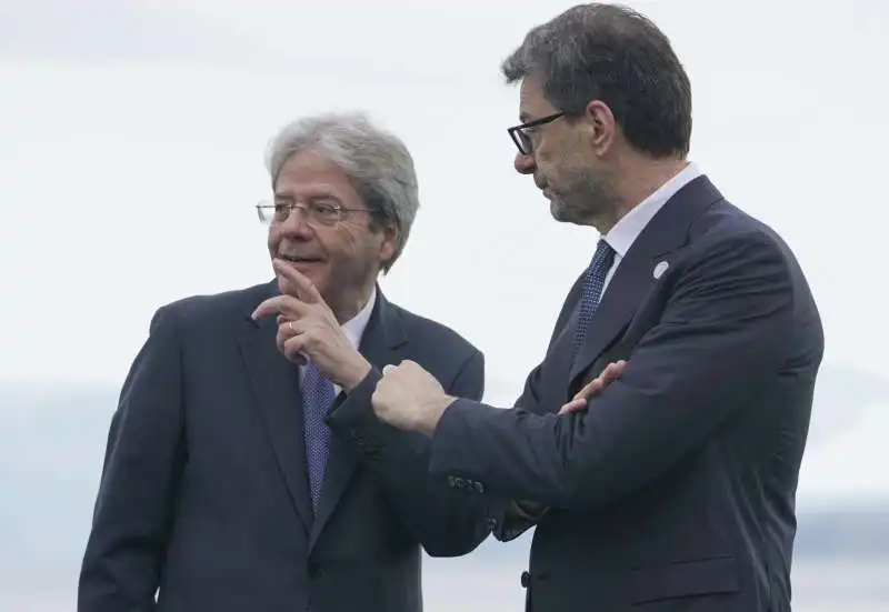 paolo gentiloni   giancarlo giorgetti   g7 economia stresa   