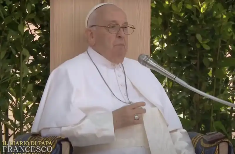 PAPA FRANCESCO A VERONA - INCONTRO ARENA DI PACE