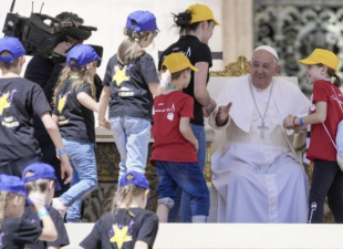 papa francesco alla giornata mondiale dei bambini 9