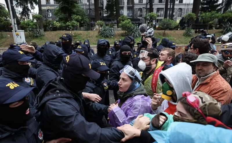 proteste contro la legge sugli agenti stranieri a tbilisi, georgia 1