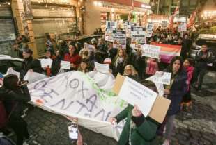 proteste per la morte di tre lesbiche bruciate vive in argentina 2