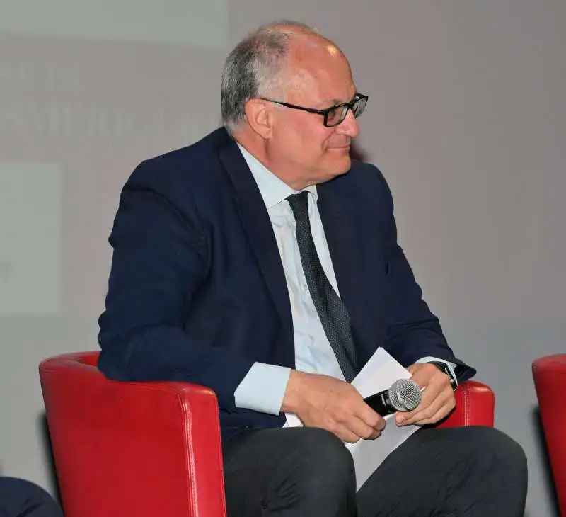 roberto gualtieri  foto mezzelani gmt032