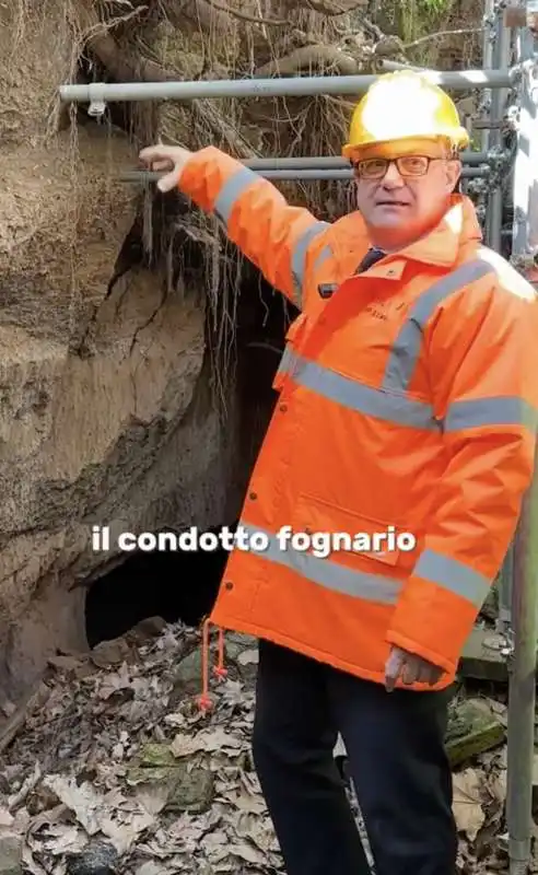 roberto gualtieri gira per i cantieri   6