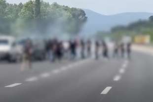 scontri in autostrada tra ultras della juve e dell'atalanta 2