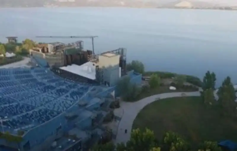 TEATRO PUCCINIANO A TORRE DEL LAGO