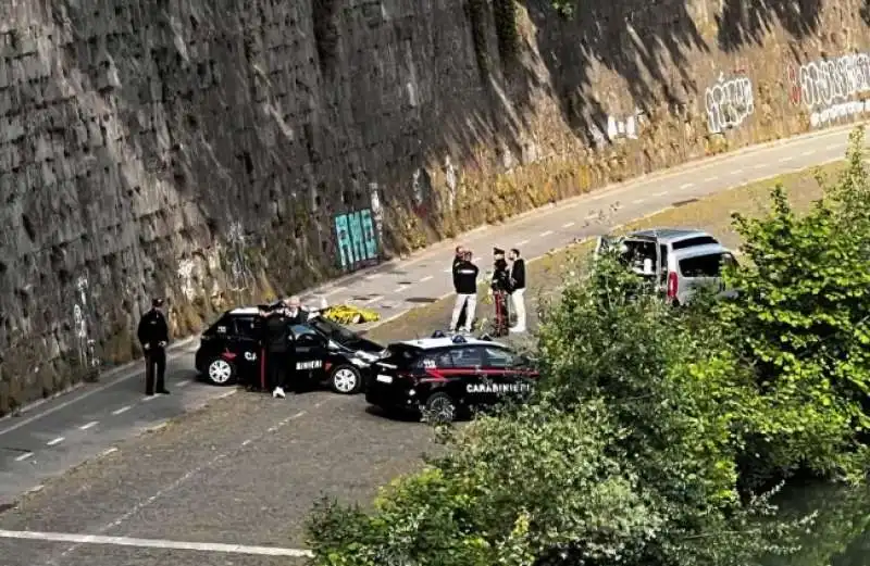 TURISTA SVEDESE MORTO SULLA BANCHINA DEL TEVERE 