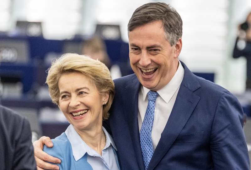 URSULA VON DER LEYEN - DAVID MACALLISTER